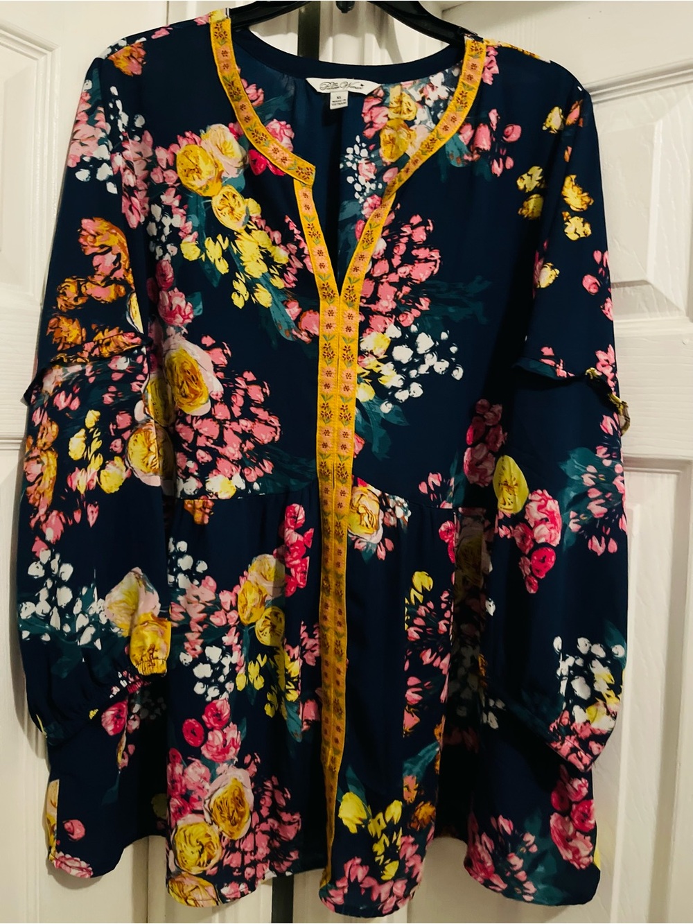 Pioneer Women Floral Navy Tunic blouse with Yellow Trim
